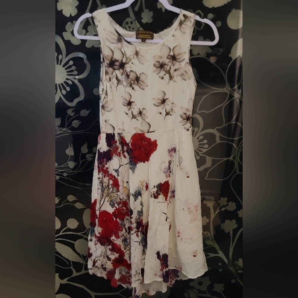 Varun Bahl White Red floral dress SZ 2
